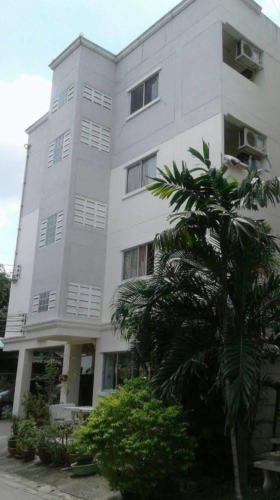Nata Mansion Hotell Nonthaburi Eksteriør bilde