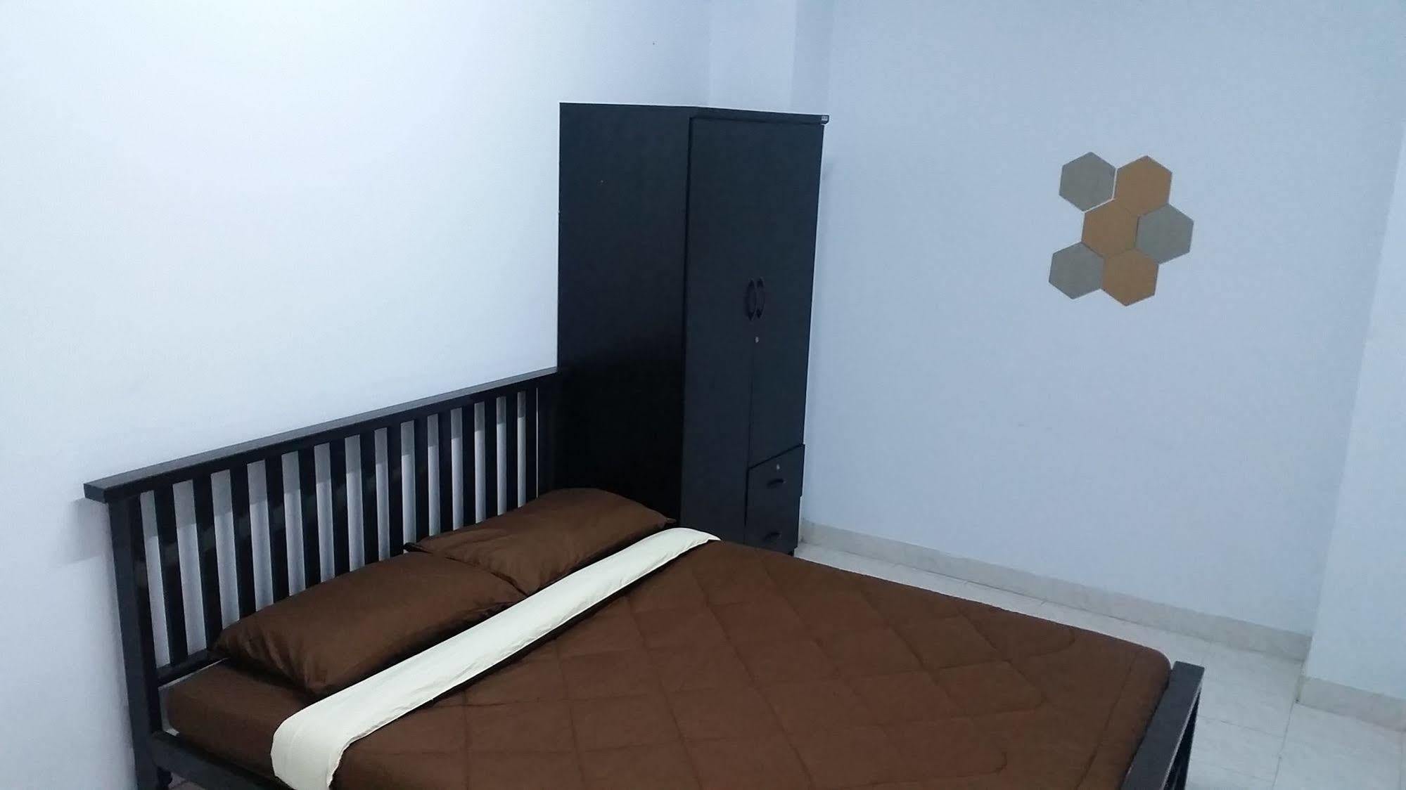 Nata Mansion Hotell Nonthaburi Eksteriør bilde